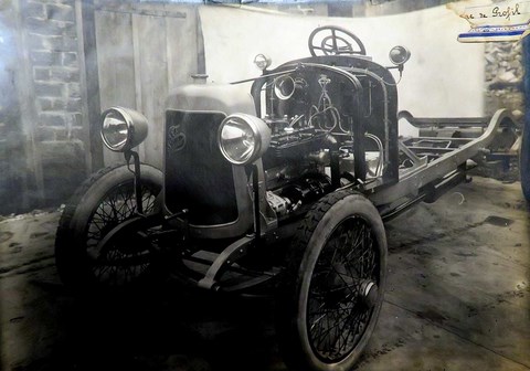 Chassis Th. Schneider  à Besançon